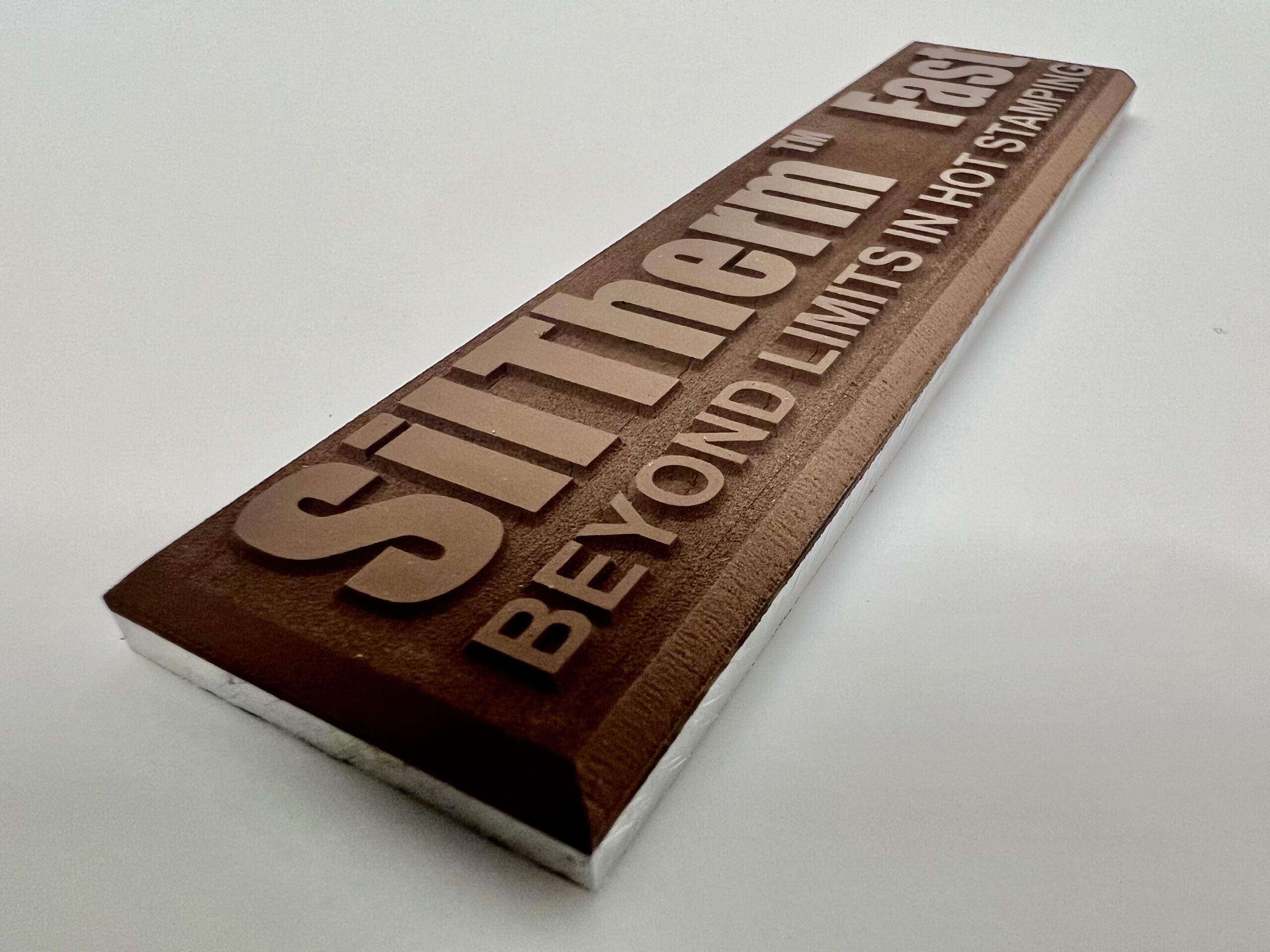 Clean & Deep Laser Engraving